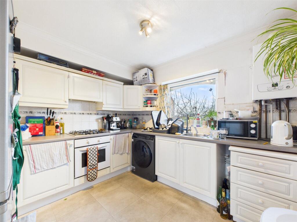 Apartment in Nottingham - View 5