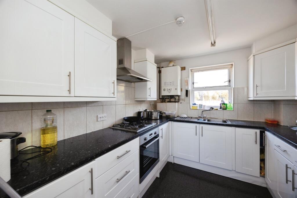 Denning Mews, Southsea photo 3