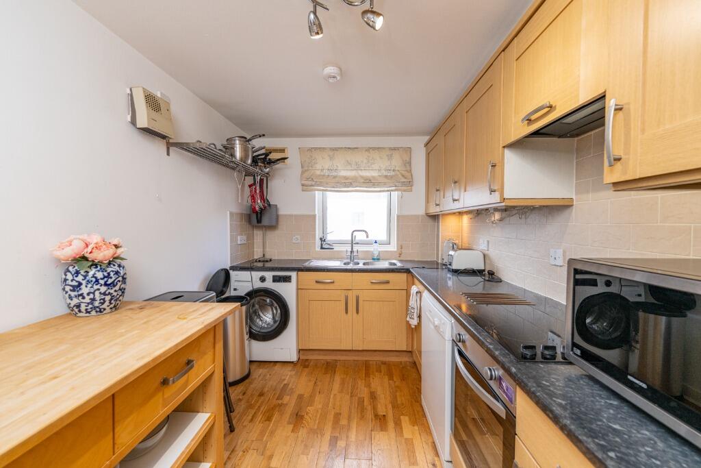 Apartment in Edinburgh - View 2