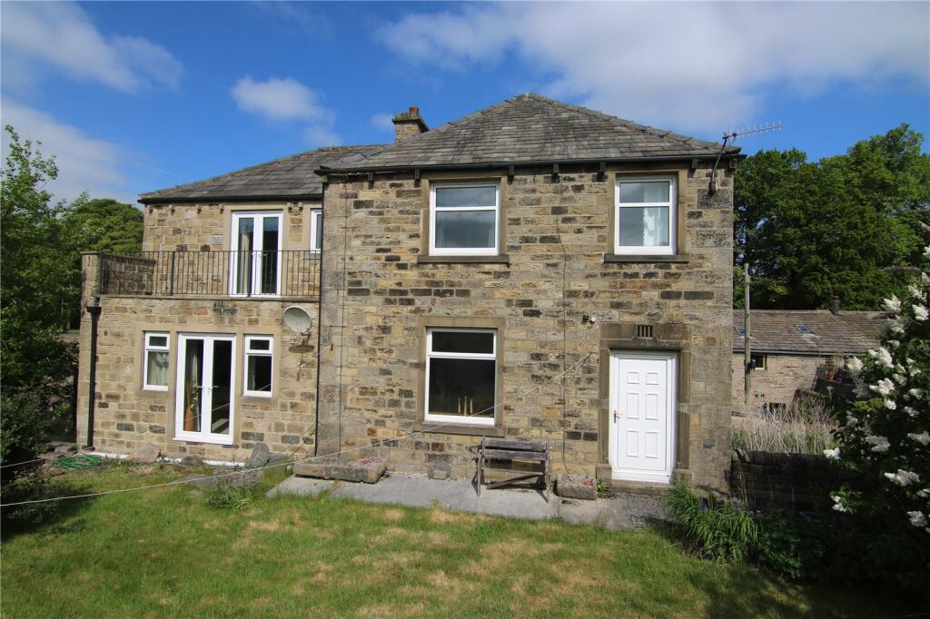 4-bed detached on Malsis, Glusburn, BD20, £550,000