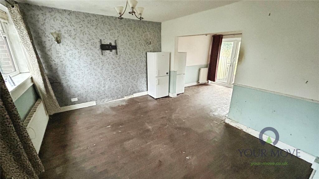 Crossbank Avenue, Lees, Oldham, Greater Manchester, OL4 photo 3