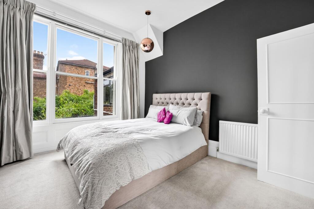 Apartment in London, Stroud Green - View 4