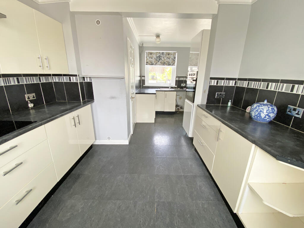 House in Cardiff, Gelligaer - View 3