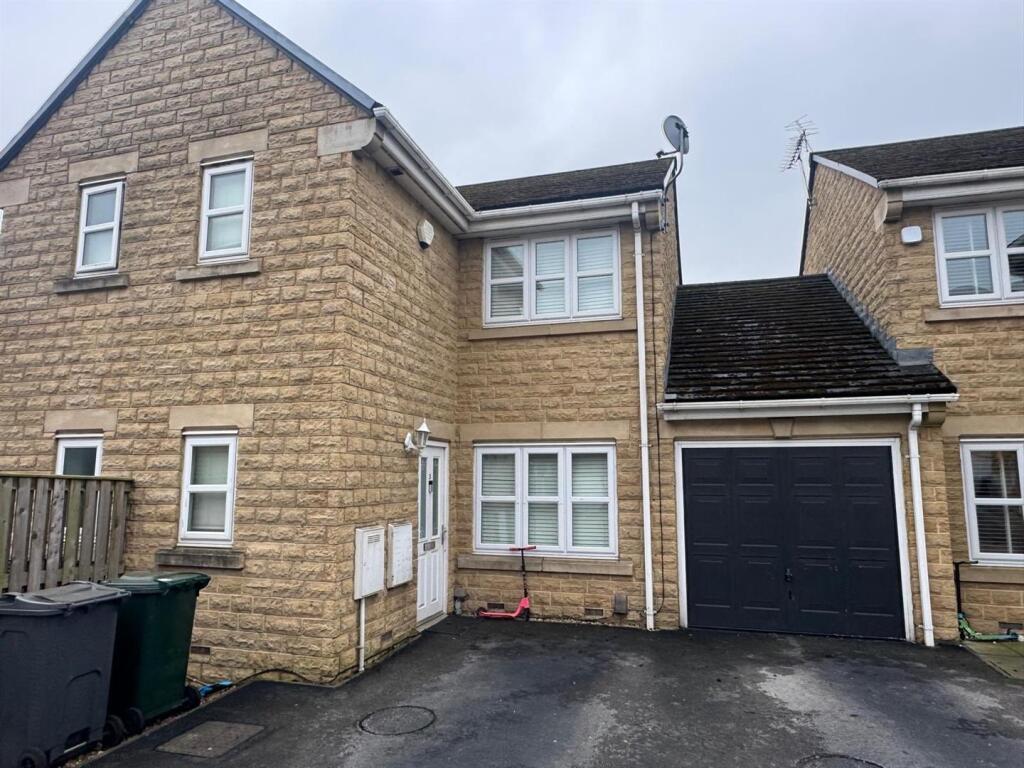 Main image of property: Frogmoor Avenue, Bradford