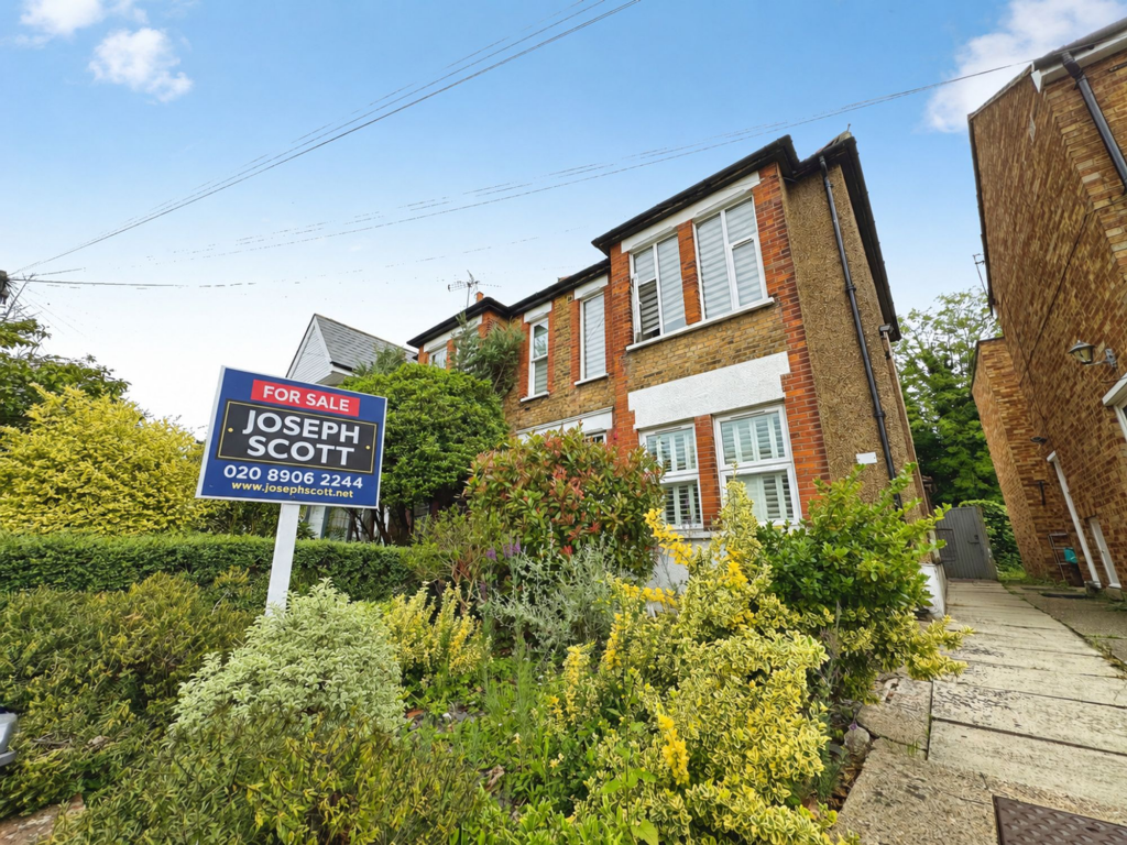 Main image of property: Birkbeck Road, London, NW7