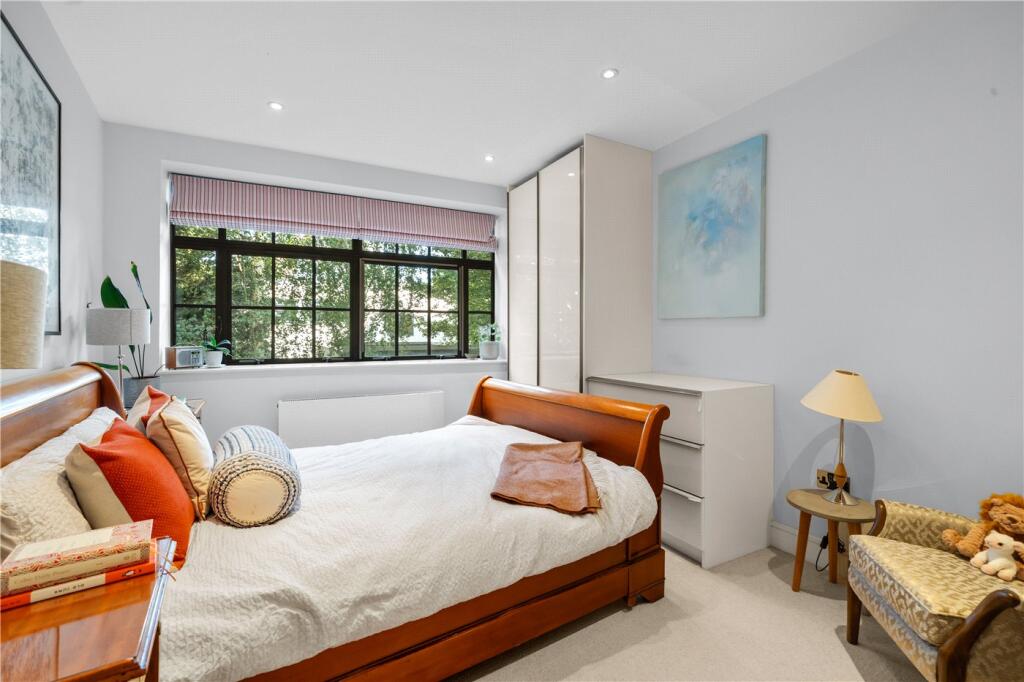 Apartment in London - View 2