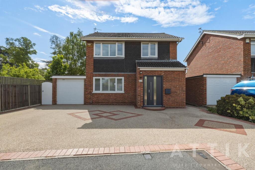 Main image of property: Ferndale Close, Hellesdon, Norwich