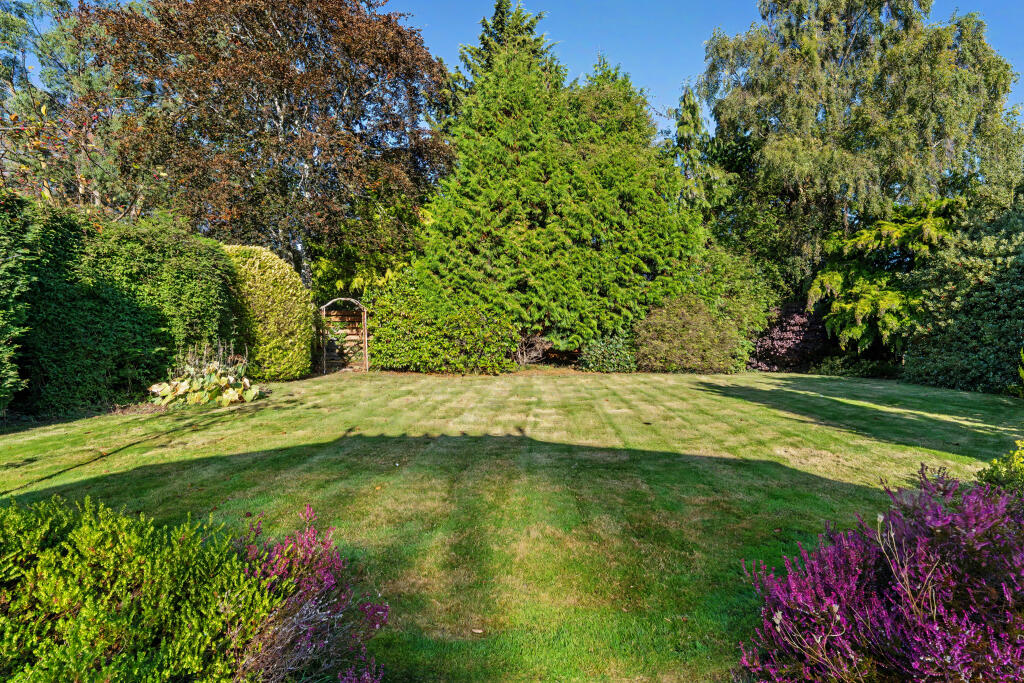 House in Elgin, Morriston - View 2