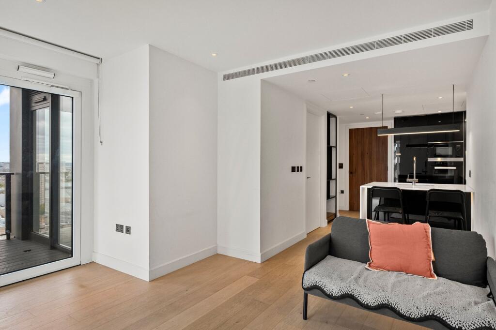 Apartment in London - View 5