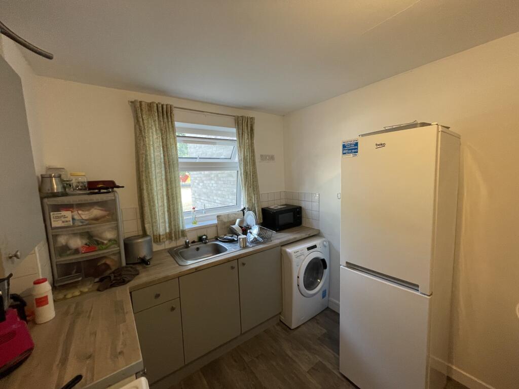 Apartment in Ipswich - View 4