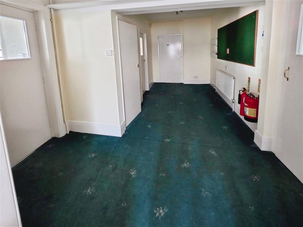 Apartment in Portsmouth - View 4