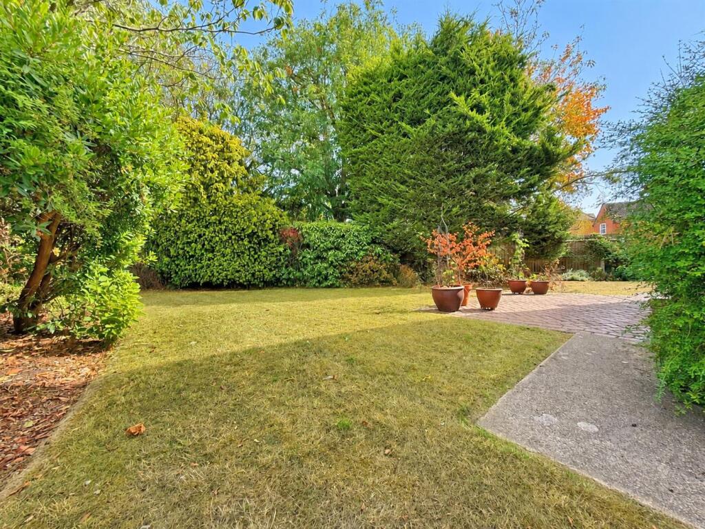 House in Braintree, Nounsley, Hatfield Peverel - View 4