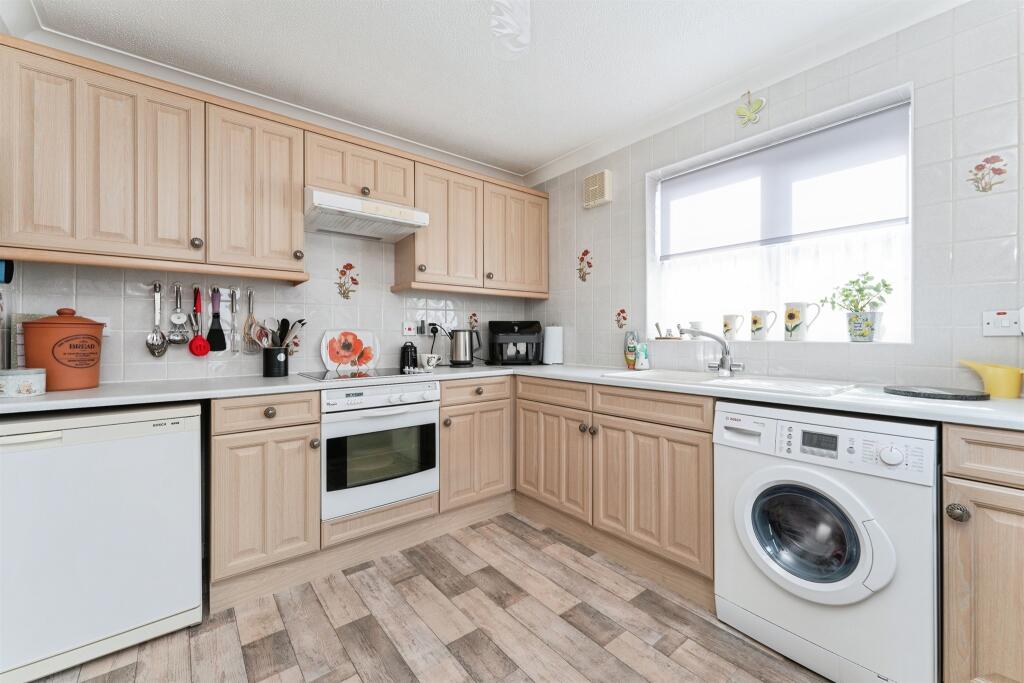 House in Peterborough - View 4