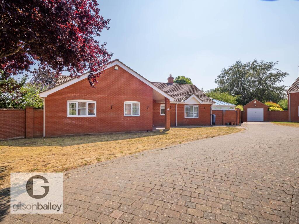 Main image of property: Oak Tree Close, Lingwood