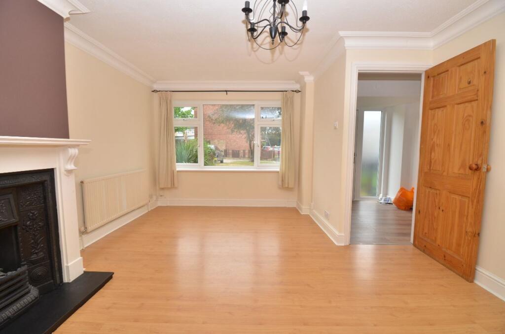 House in London - View 5