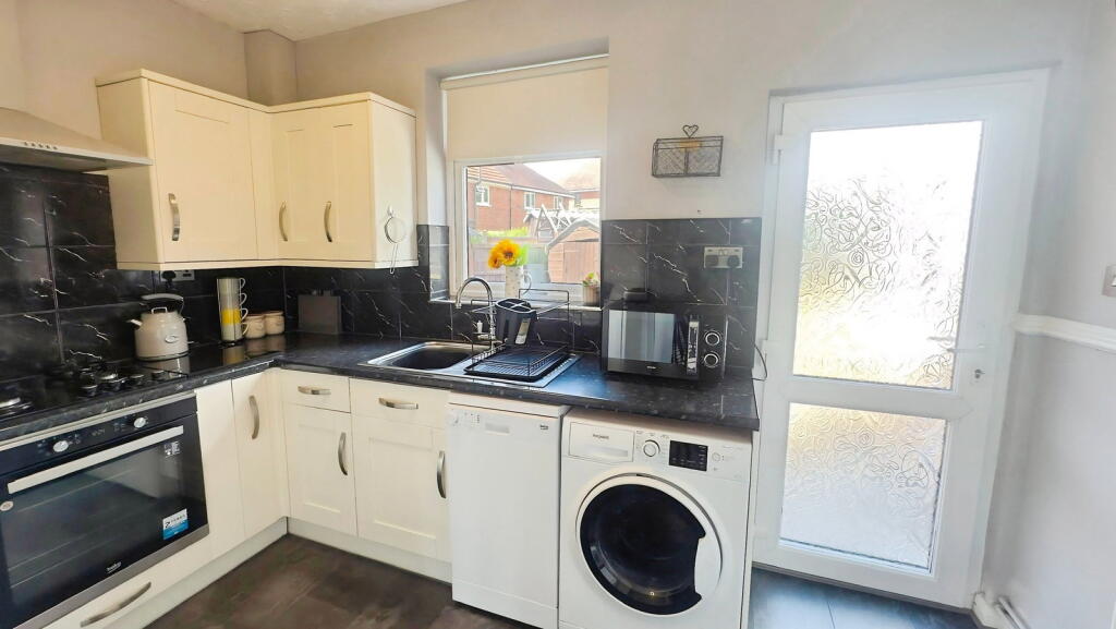 House in Derby - View 4