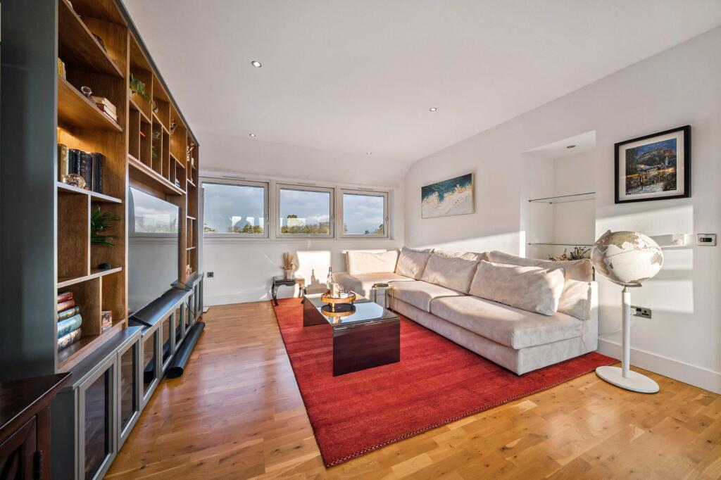 Main image of property: Brighouse Park Cross, Edinburgh