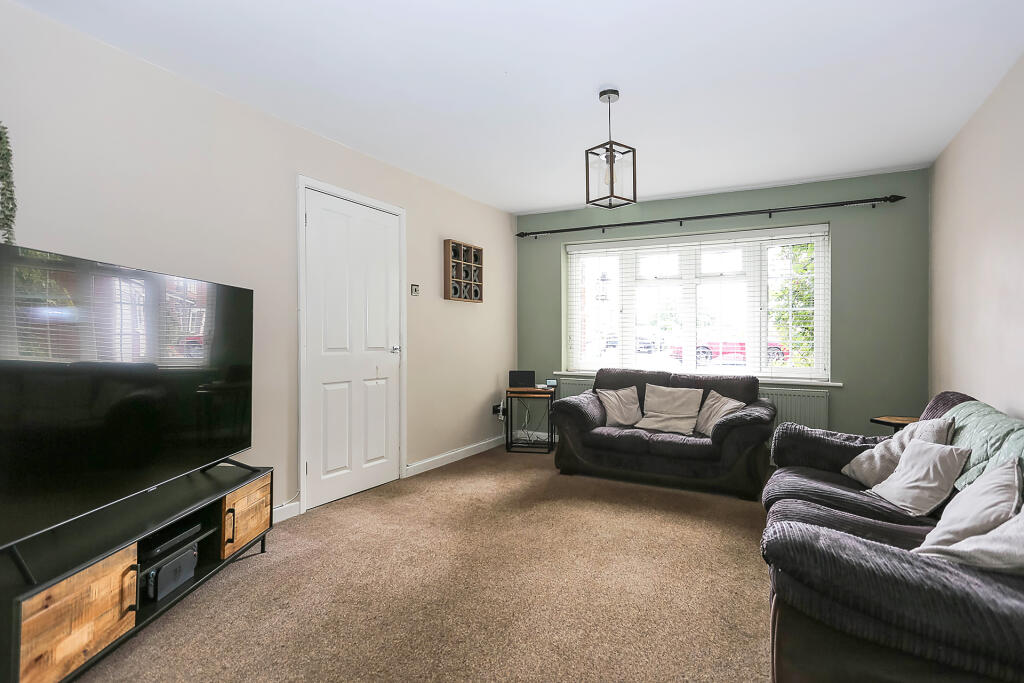 House in Solihull, West Midlands - View 3