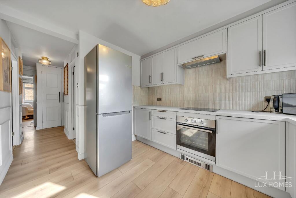 Apartment in Brentwood, Great Warley - View 5