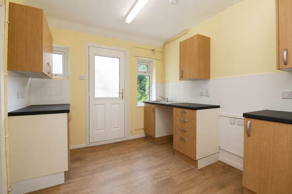 House in Aylesbury, Southcourt - View 2