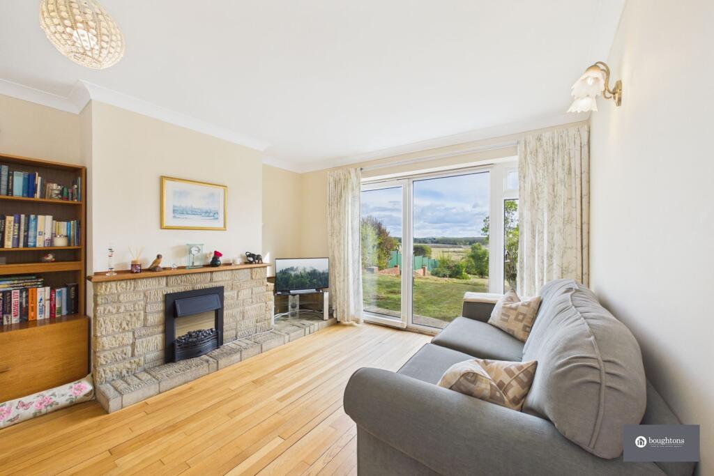 Vicarage Lane, Steeple Claydon, MK18 photo 3