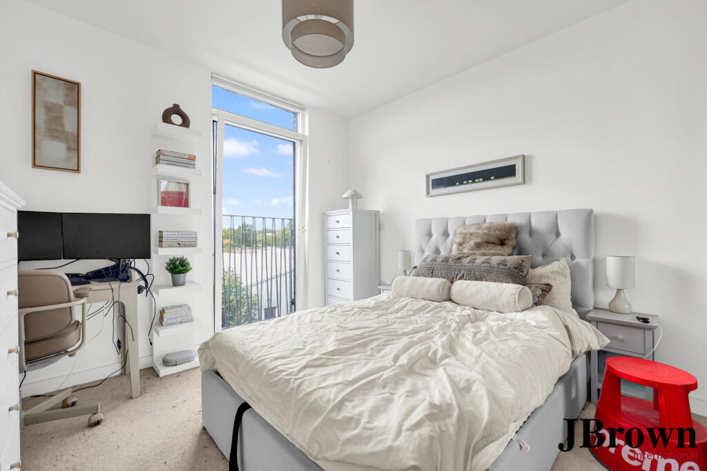 Apartment in London - More