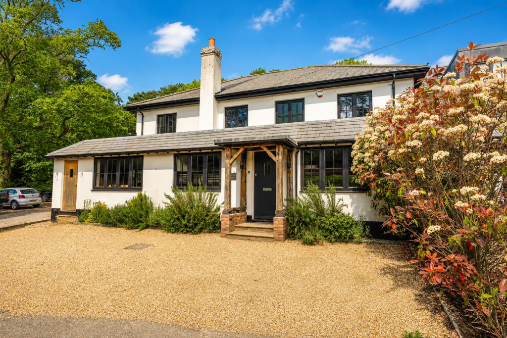 4-bed house on Blackheath Lane, Blackheath, Guildford, £1,175,000