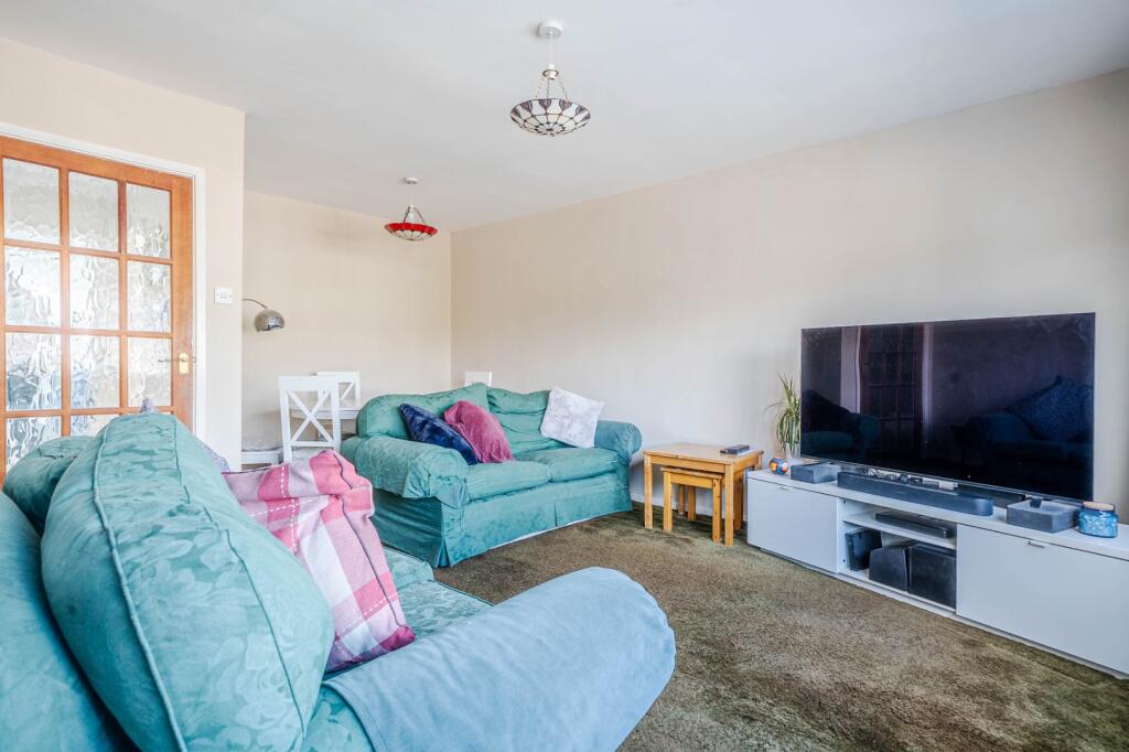 House in Luton - More