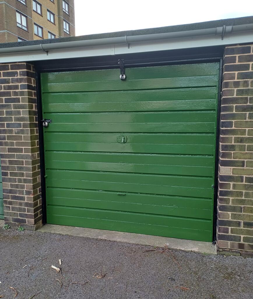 Main image of property: Kingmere, South Terrace, Littlehampton, BN17