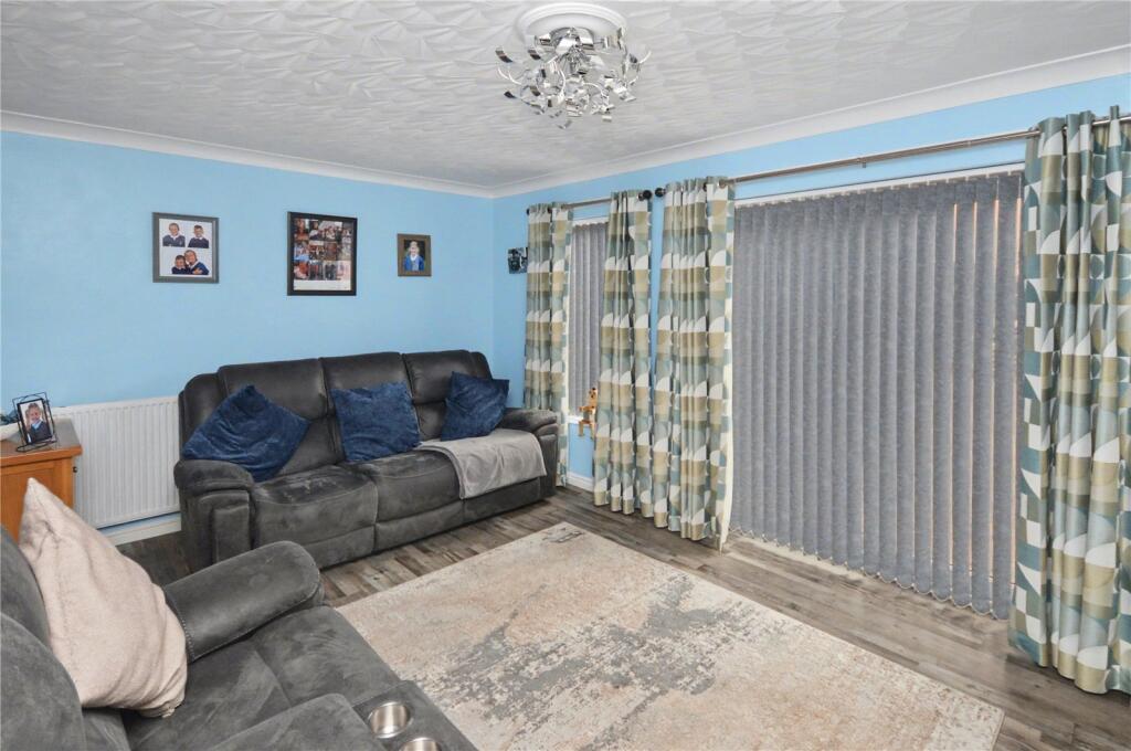 Lingwell Court, Middleton, Leeds photo 3