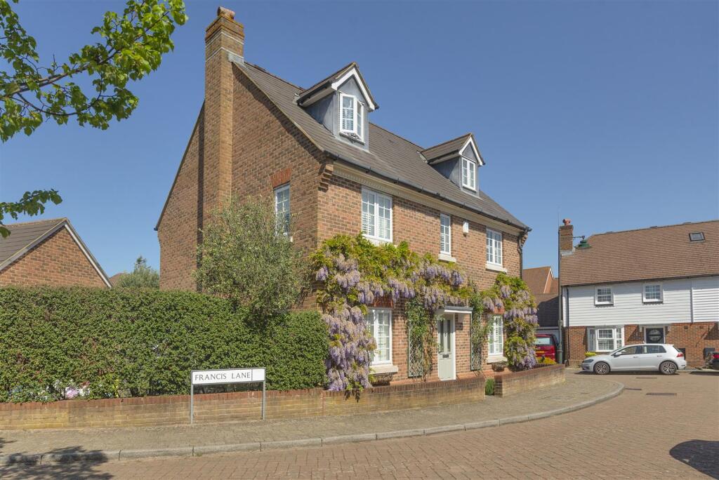 House in Tonbridge and Malling, Kings Hill - View 3