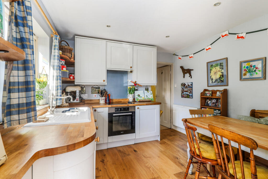Marle Hill, Chalford, GL6 photo 3