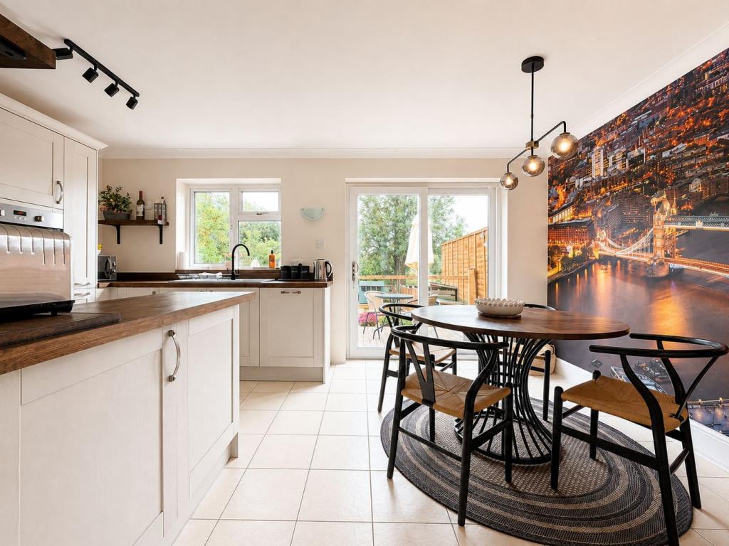 House in Colchester, St John's - View 4