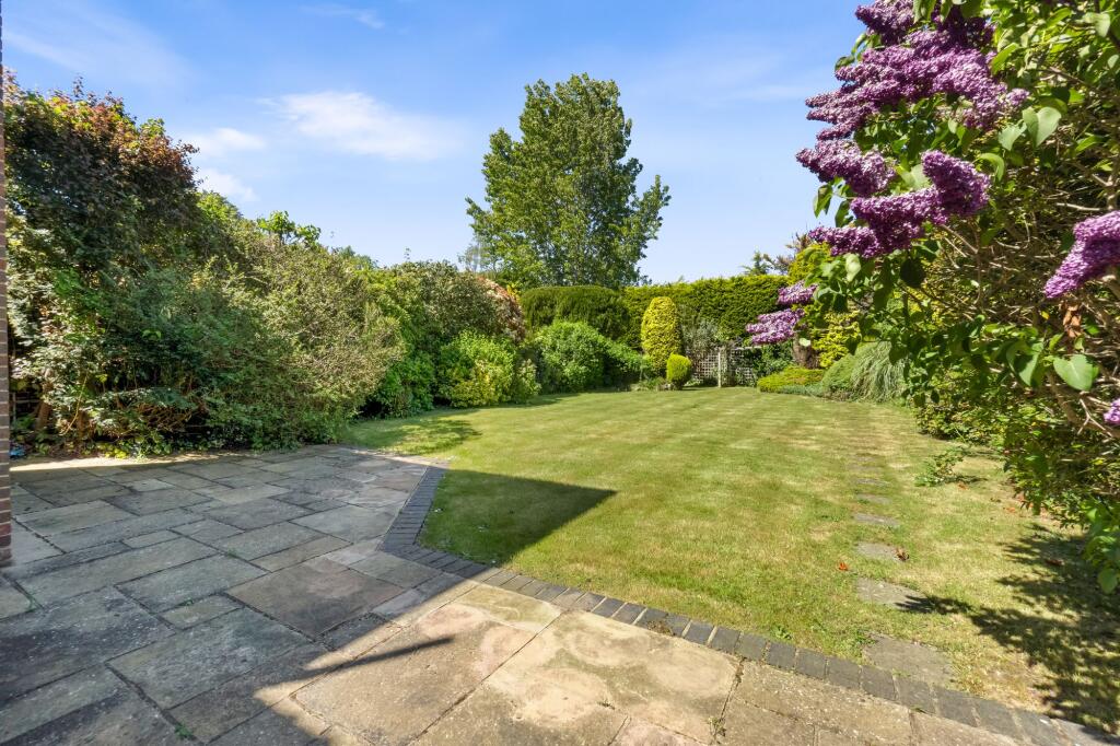 Westcott Way, Cheam, SM2 - View 3