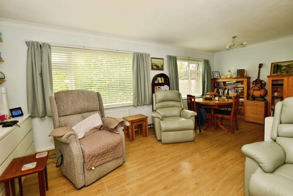 Links Way, Littlestone, New Romney, Kent, TN28 photo 2