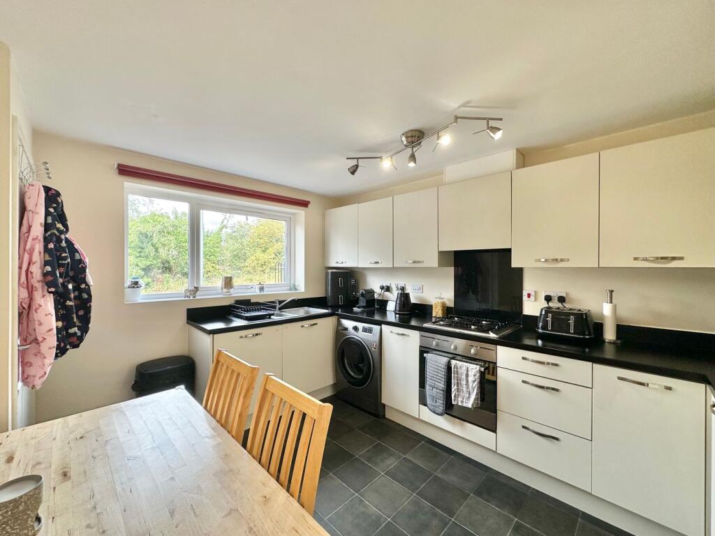 House in Hereford, Herefordshire - View 5