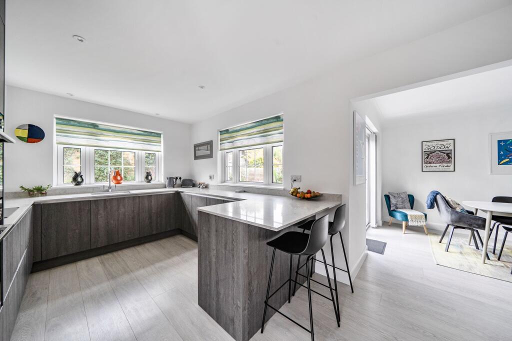 House in Mole Valley, Surrey - View 4