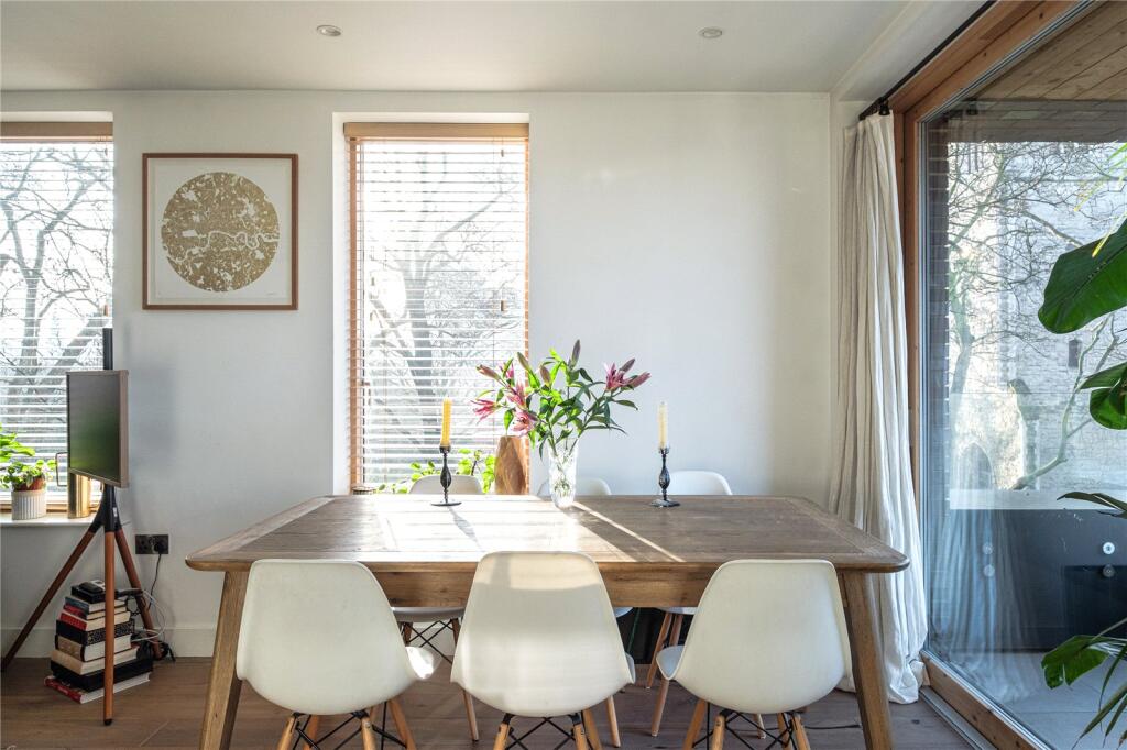 Wyles House, Hackney Central, Hackney, London, E8 photo 4