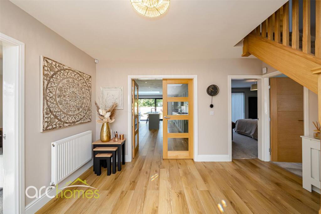 House in Wigan, Atherton - More