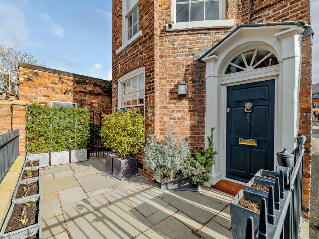 Main image of property: Grey Friars, Chester, Cheshire