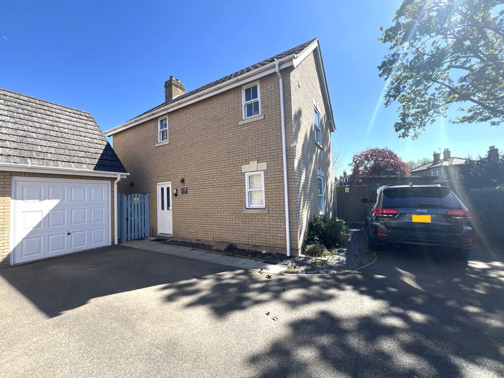 3-bed detached on Station Street, Chatteris, Cambs., PE16 6NB, £310,000