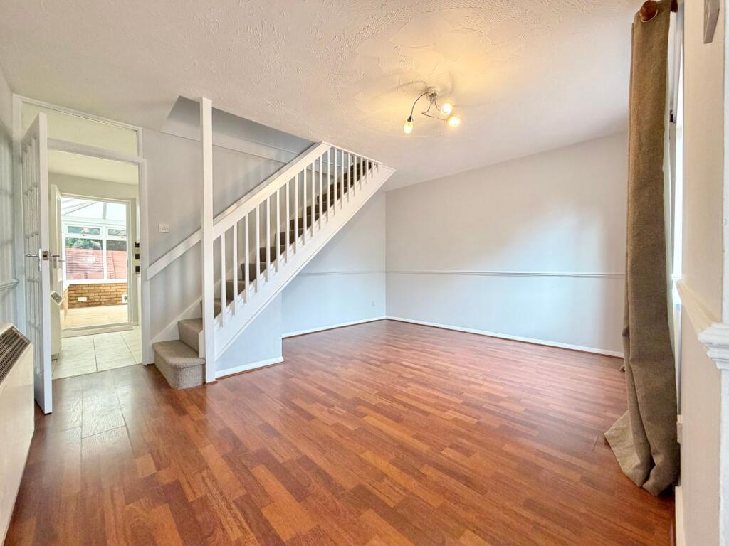 House in Milton Keynes, Walnut Tree, Walton - View 4