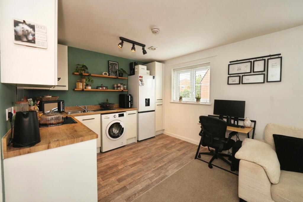 Corn Rows, Thornbury, Bristol, Gloucestershire, BS35 photo 4