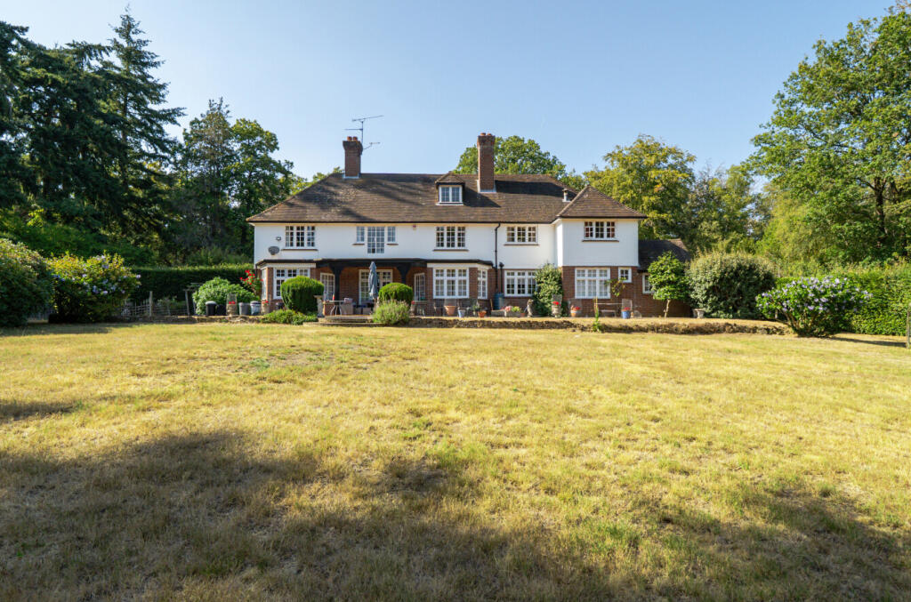 House in Finchampstead - View 5