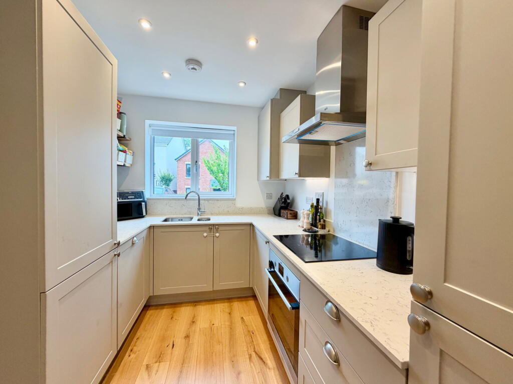 House in Teignbridge, Whiddon, Abbotskerswell - View 3