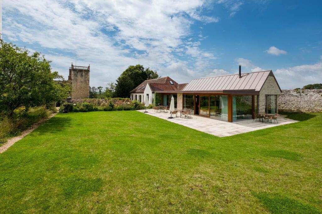 Main image of property: Beatrice Avenue, Whippingham