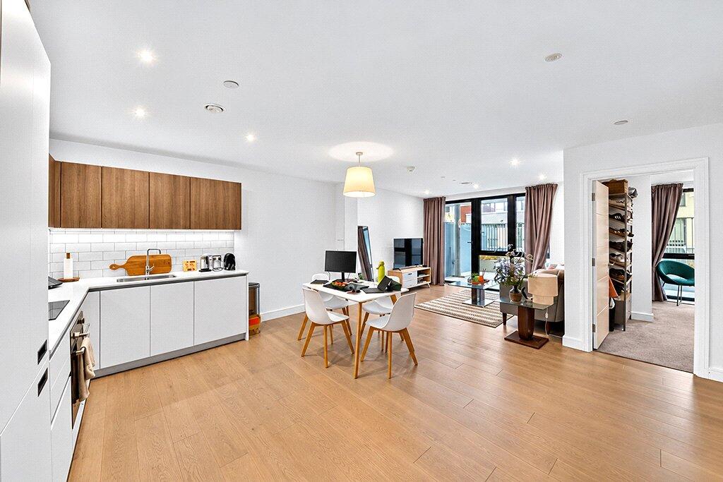 Apartment in London - View 2