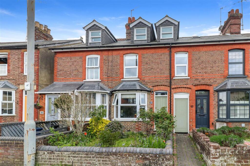 Main image of property: Vale Road, Chesham