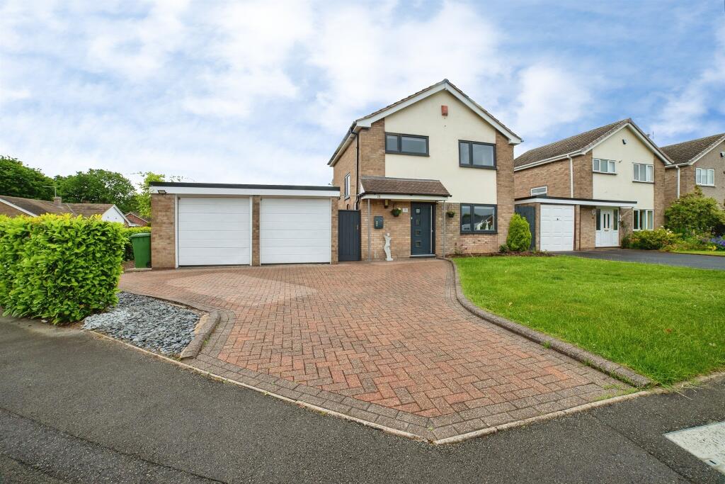 Main image of property: Rowthorne Avenue, Swanwick, Alfreton