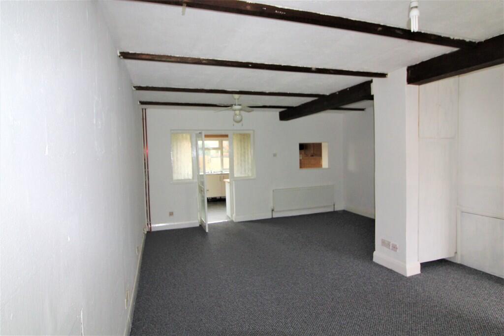 Findhorn Avenue, Hayes photo 3